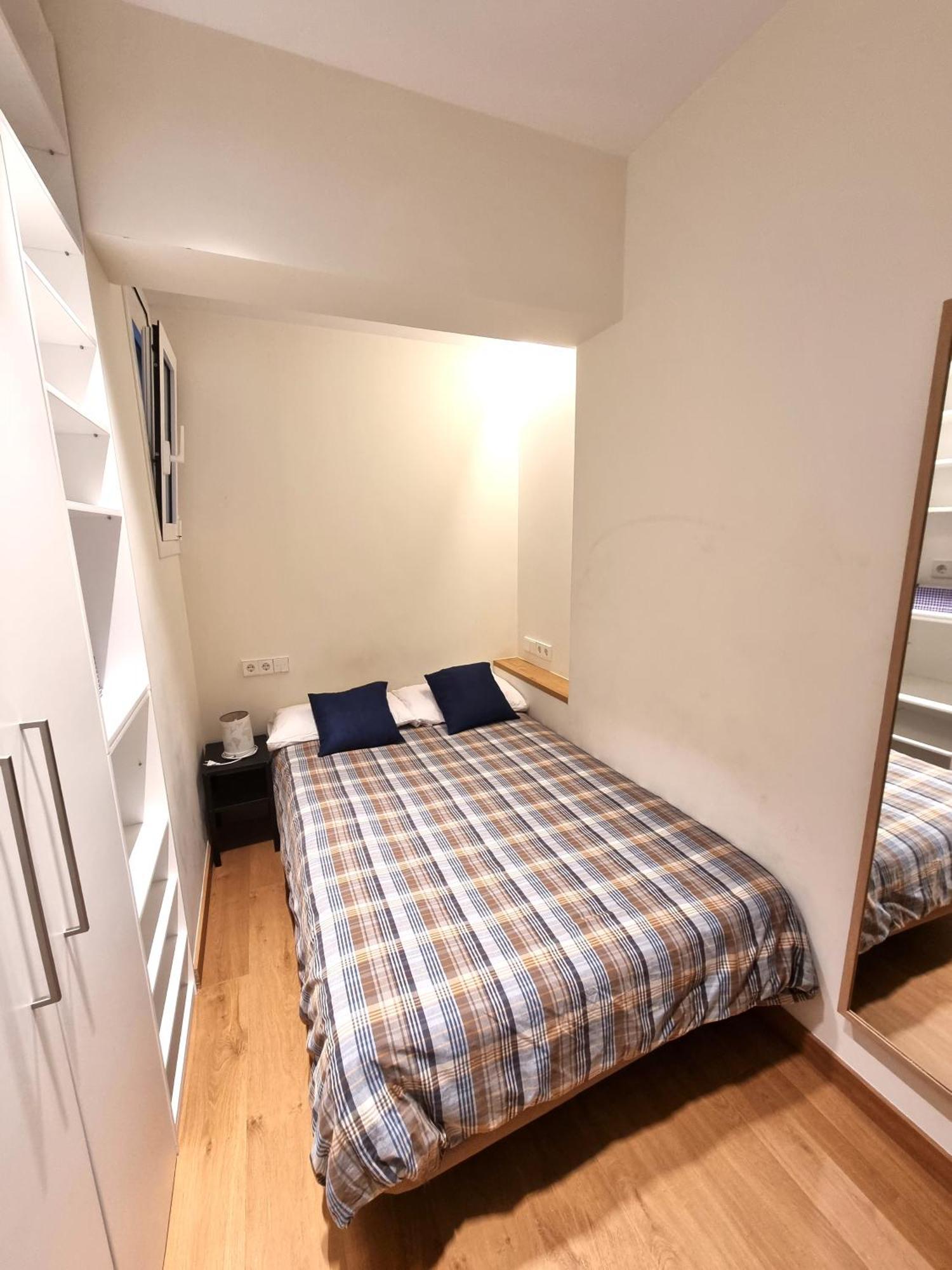 Gasthuis Cozy Bedroom With A Private Bathroom In A Shared House *